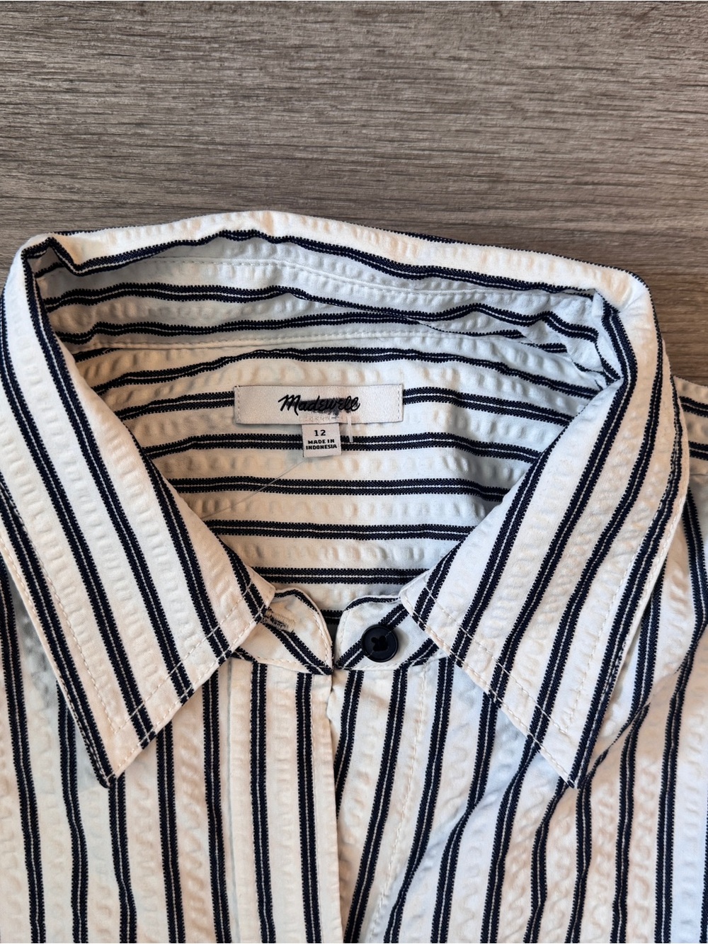 Madewell Tucked Mini Shirtdress - Picture 3 of 4